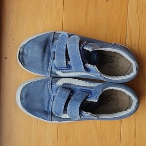 Vans Old Skool Velcro Sneakers in Chambray